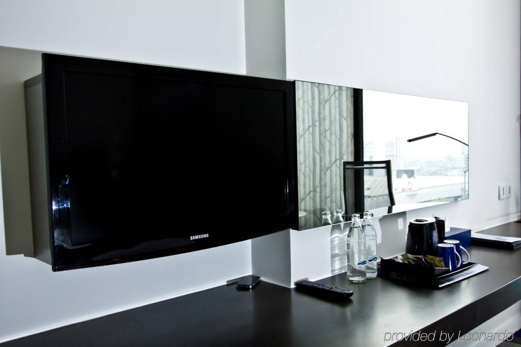 Фото Holiday Inn Express Bangkok Siam, an Ihg Hotel