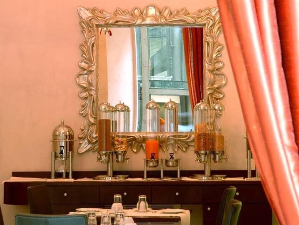 Фото Borghese Palace Art Hotel