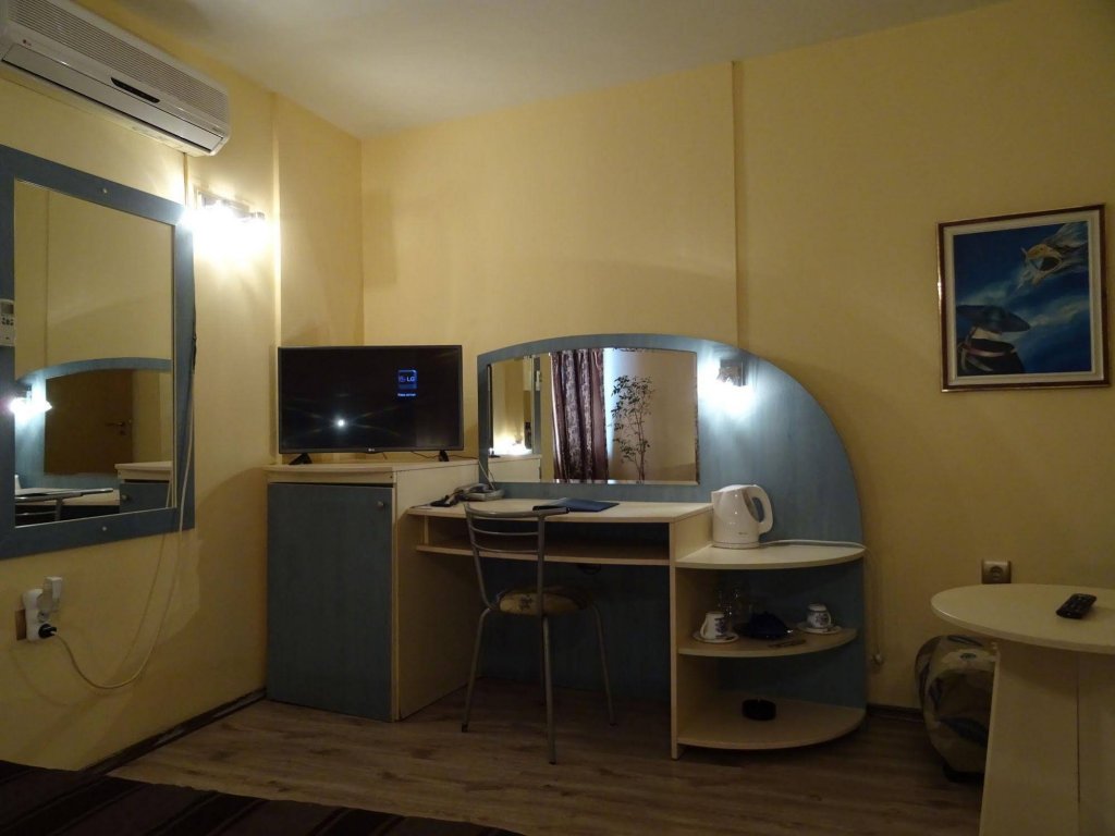 Фото Hotel Color Varna