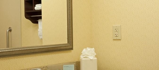 Фото Hampton Inn & Suites Indianapolis-Airport