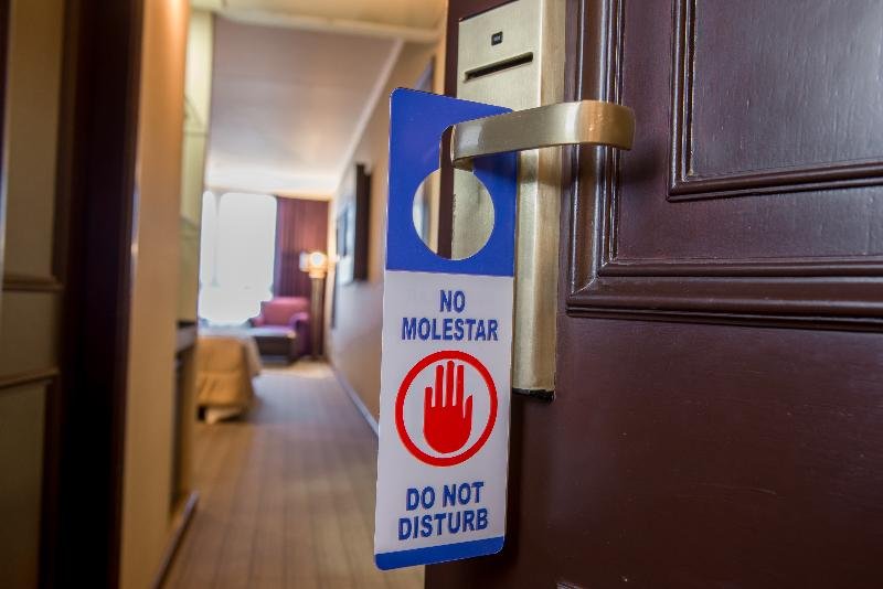 Фото Howard Johnson Plaza Florida Street