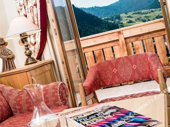 Фото Hotel Sassongher