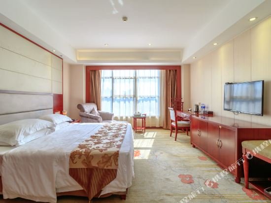 Фото Huijin Holiday Inn