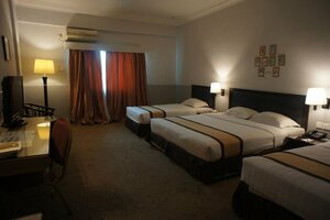 Гостиница Tyng Garden Hotel Sandakan