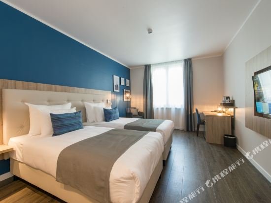 Фото Three Corners Lifestyle Hotel