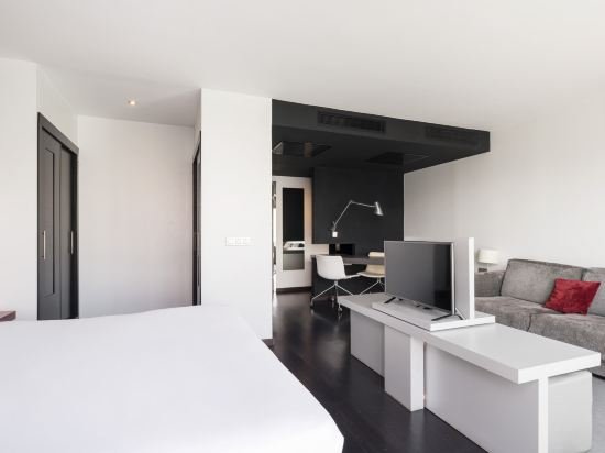 Фото Hotel Ilunion Atrium