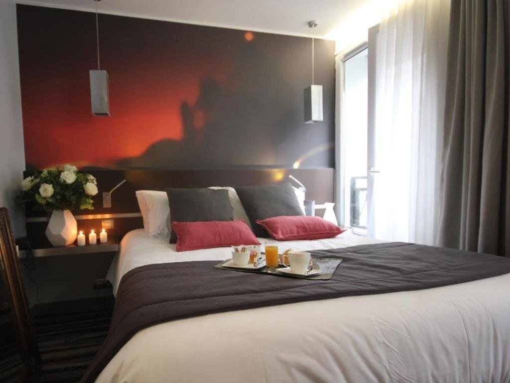 Фото Hotel Lumières Montmartre Paris