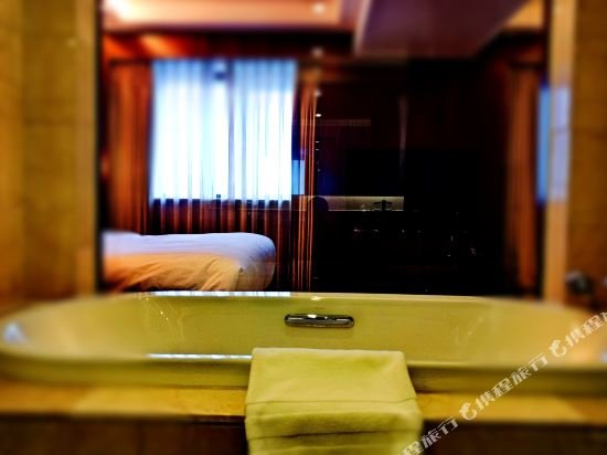 Фото Enlux Hotel Jinan