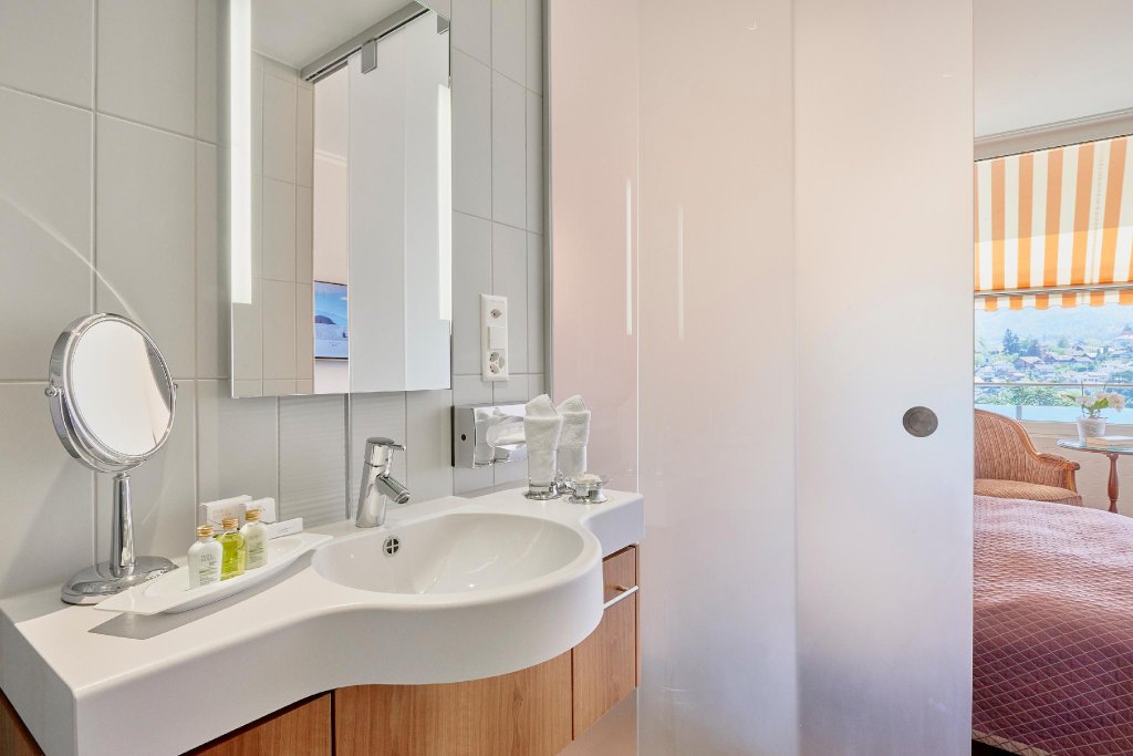 Фото Hotel Eden Spiez