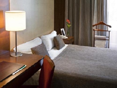 Фото Barrio de Salamanca Suites