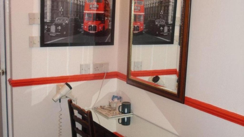 Фото Springfield Hotel London