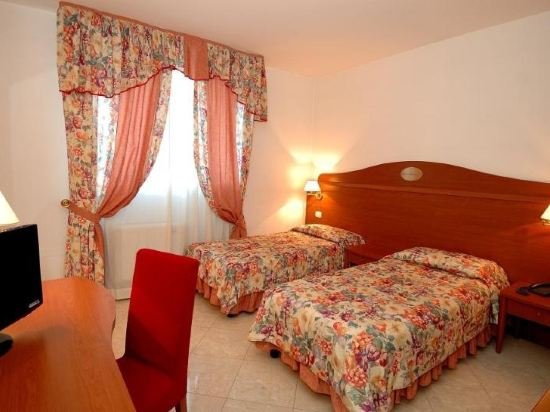 Фото Hotel Ambasciata