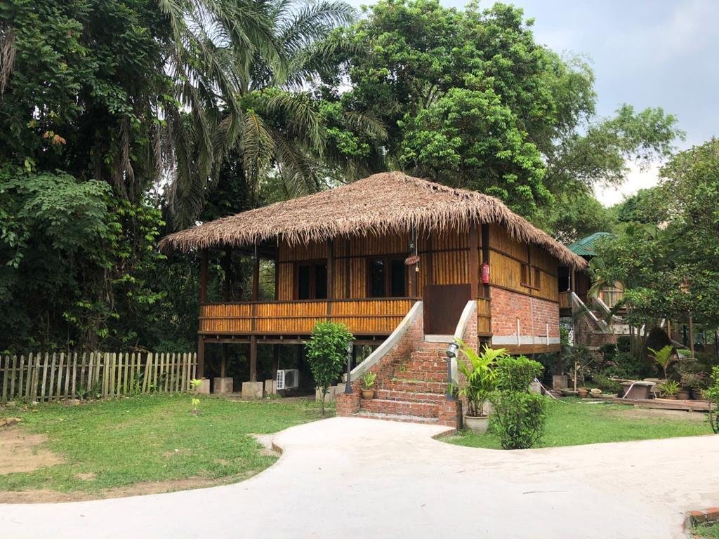 Фото The Roots Eco Resort