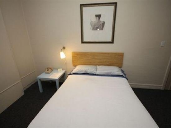 Фото Leamington Hotel