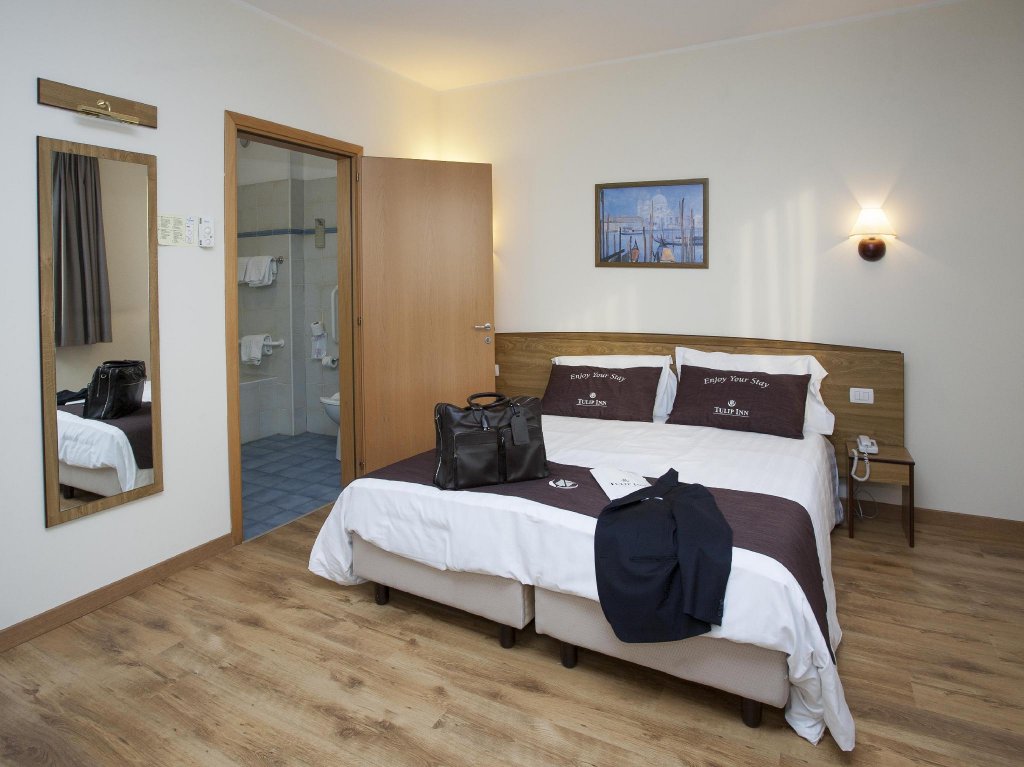 Фото Tulip Inn Padova