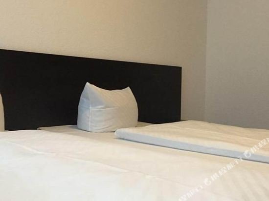 Фото Mosel Hotel Frankfurt