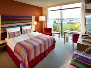 Гостиница Radisson Blu Hotel, Frankfurt