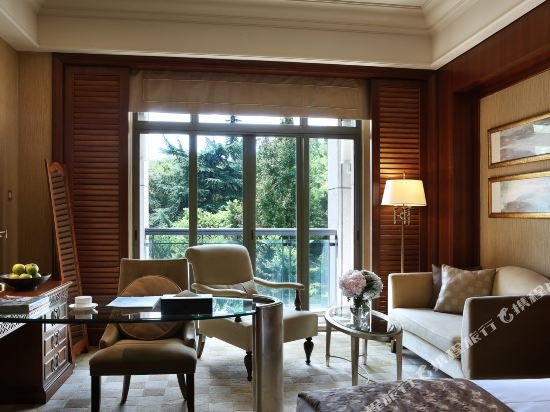 Фото Dongjiao State Guest Hotel