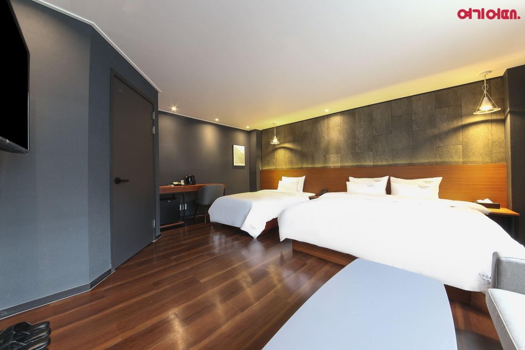 Фото Radiance Hotel