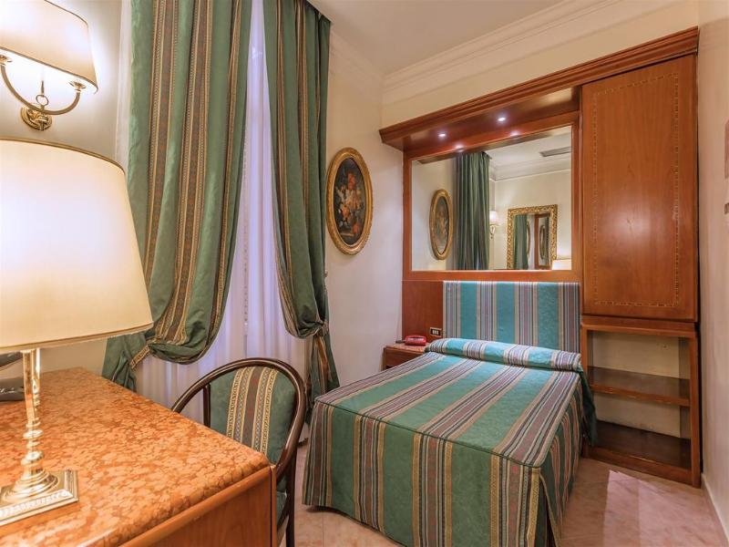 Фото Raeli Hotel Luce