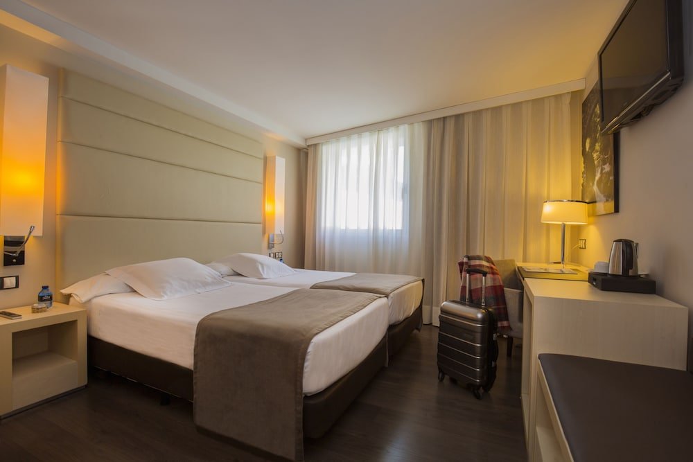 Фото Yomo Mola Park