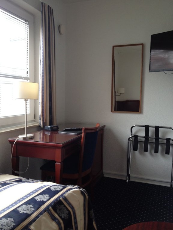 Фото отеля 4