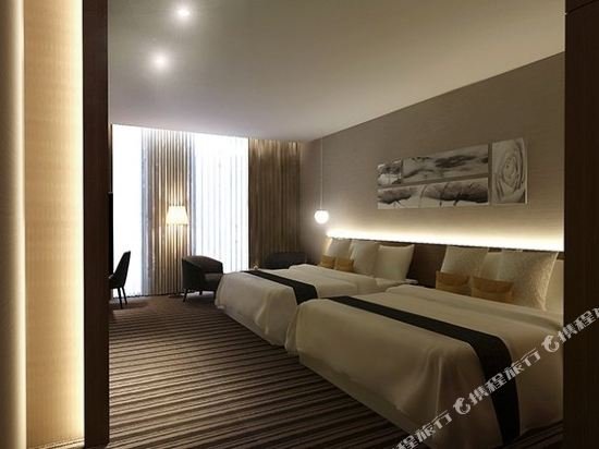 Фото Grand Royal Hotel