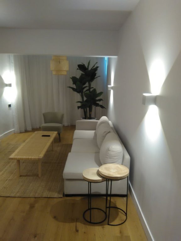 Фото New President Hotel