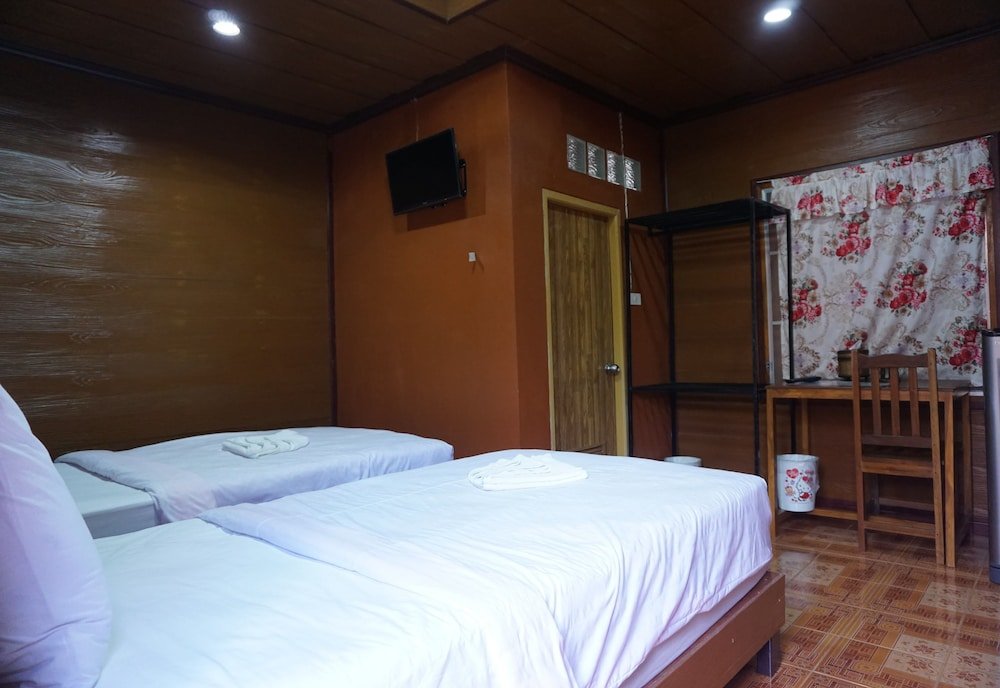 Фото Lampang Bouteak Resort