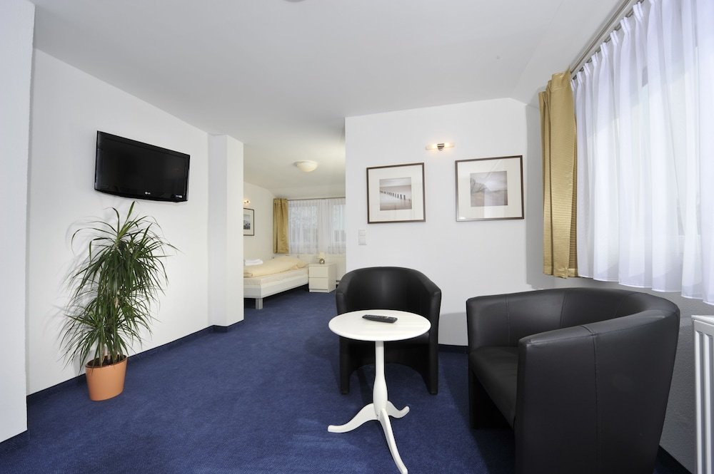 Фото Leitners Hotel Garni