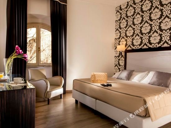 Фото Hotel Alexandra