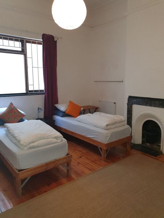 Фото Zebra Crossing Backpackers