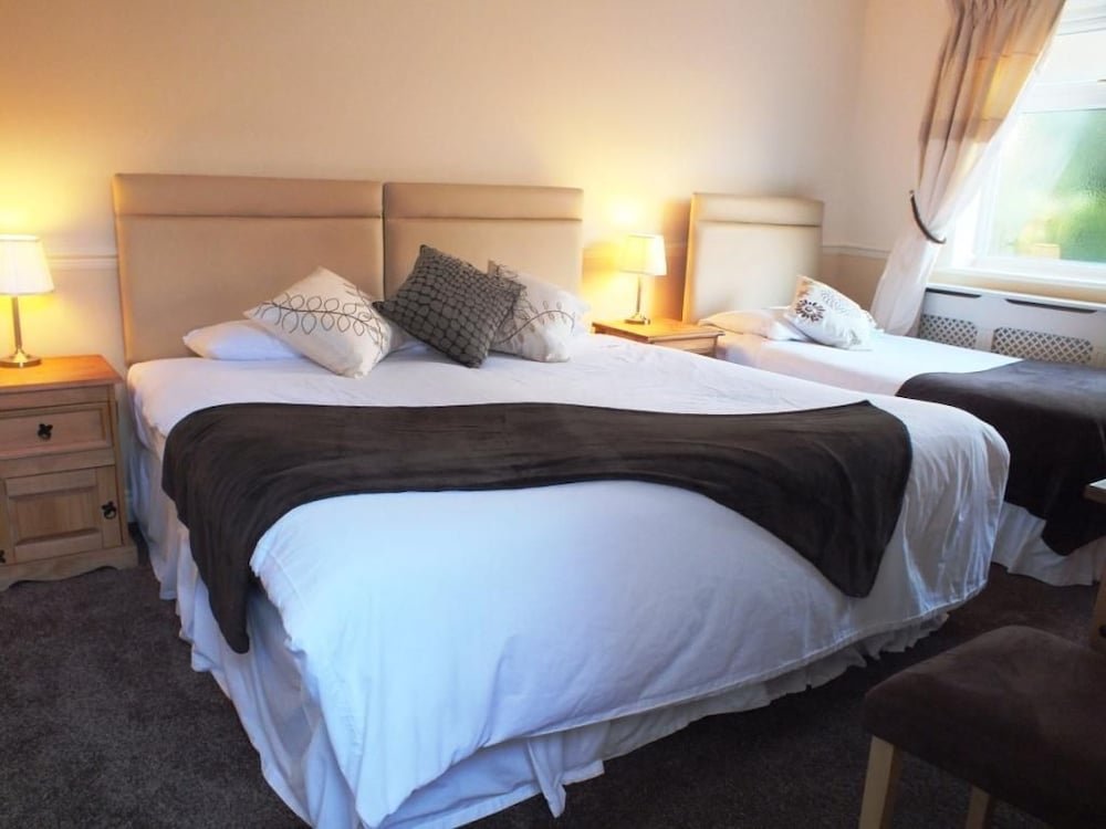 Фото Chester Court Hotel