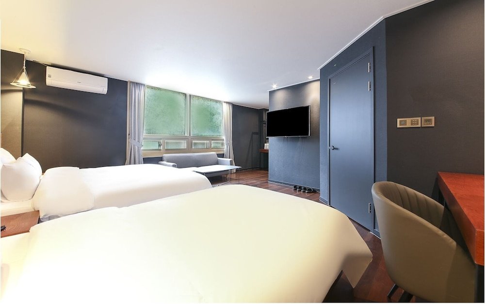 Фото Radiance Hotel