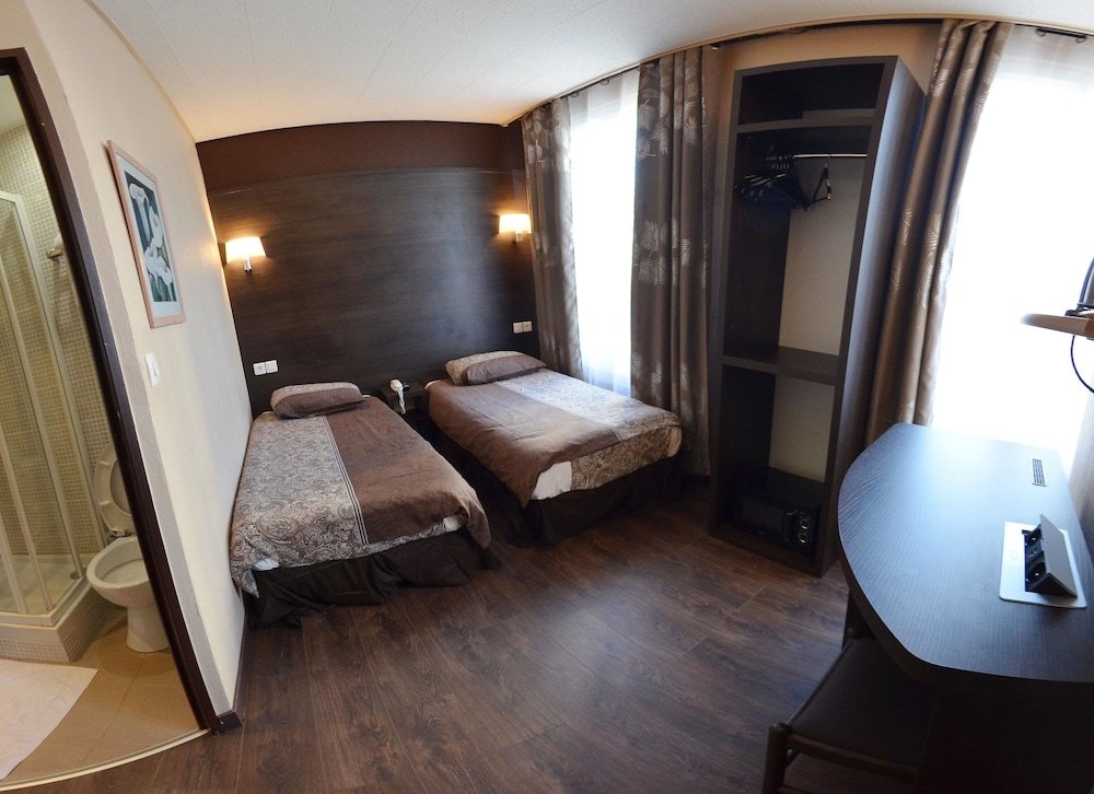 Фото Hôtel du Parc Even