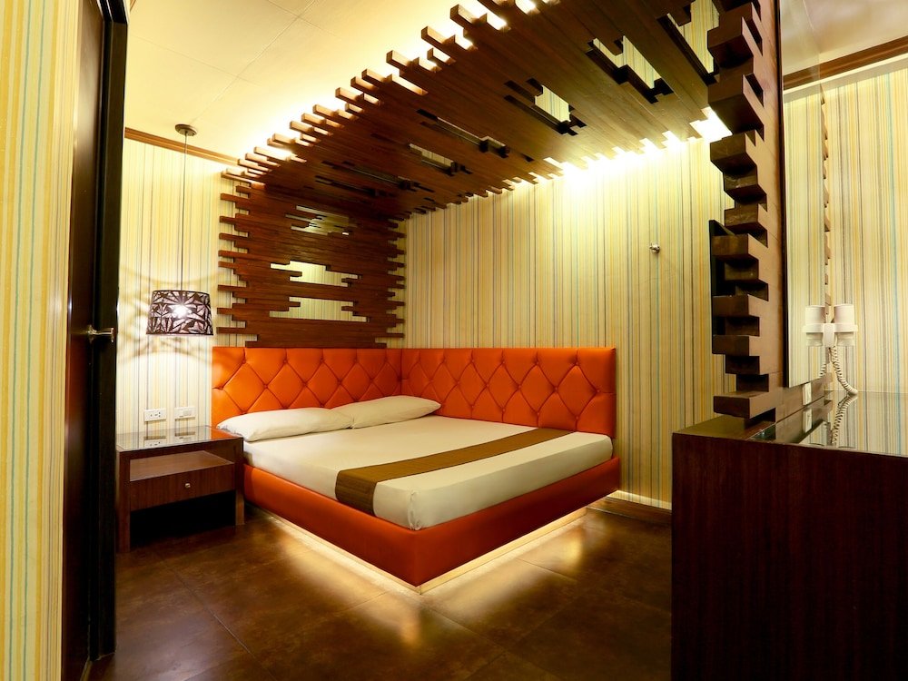 Фото Victoria Court Gil Puyat