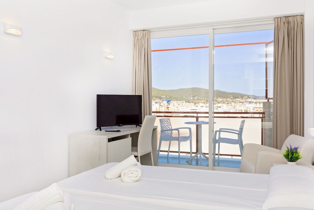 Фото Molins Park