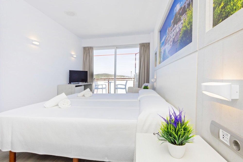 Фото Molins Park