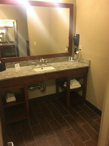 Гостиница Comfort Inn & Suites Rocklin - Roseville в Роклине