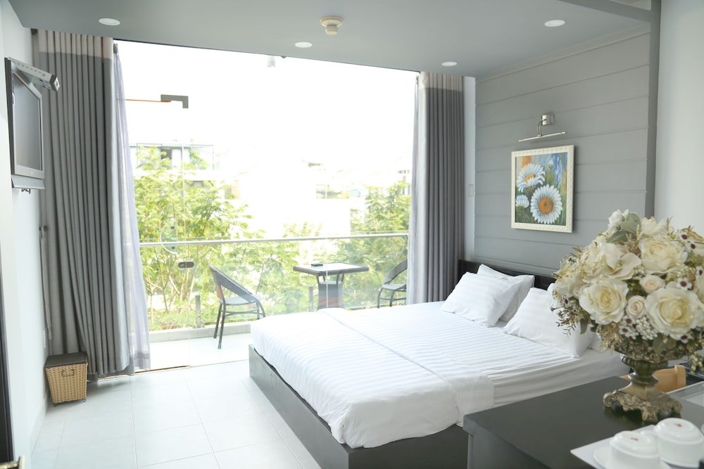 Фото Vegas Luxury Hotel