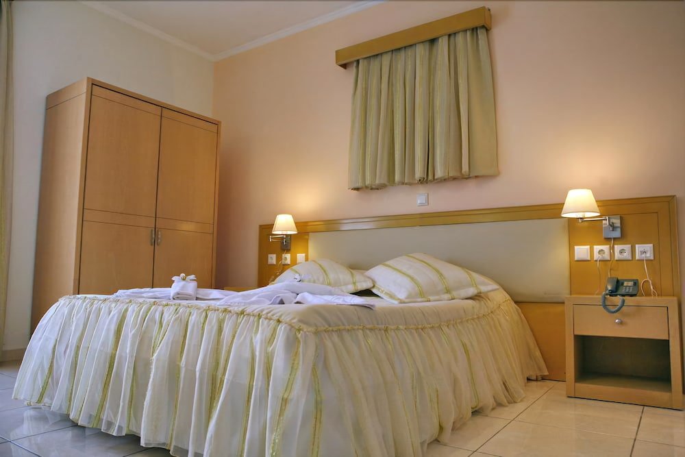 Фото Theofilos Superior Resort Hotel & SPA