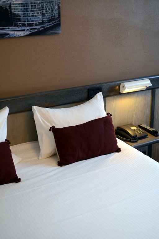 Фото Hotel Ariana 