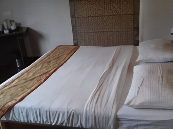 Фото Fabhotel Phoenix Hospitality