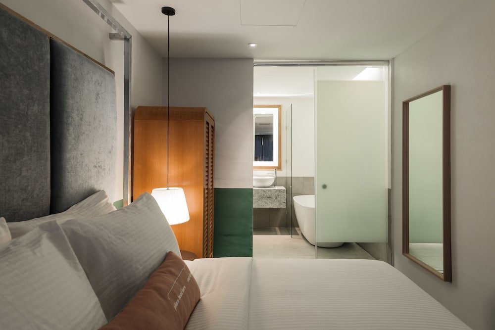 Фото Bunk & Bilik Hotel Jalan Ipoh