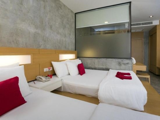 Фото The Now Hotel
