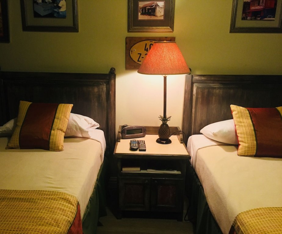 Фото Coblentz Inn Boutique Hotel