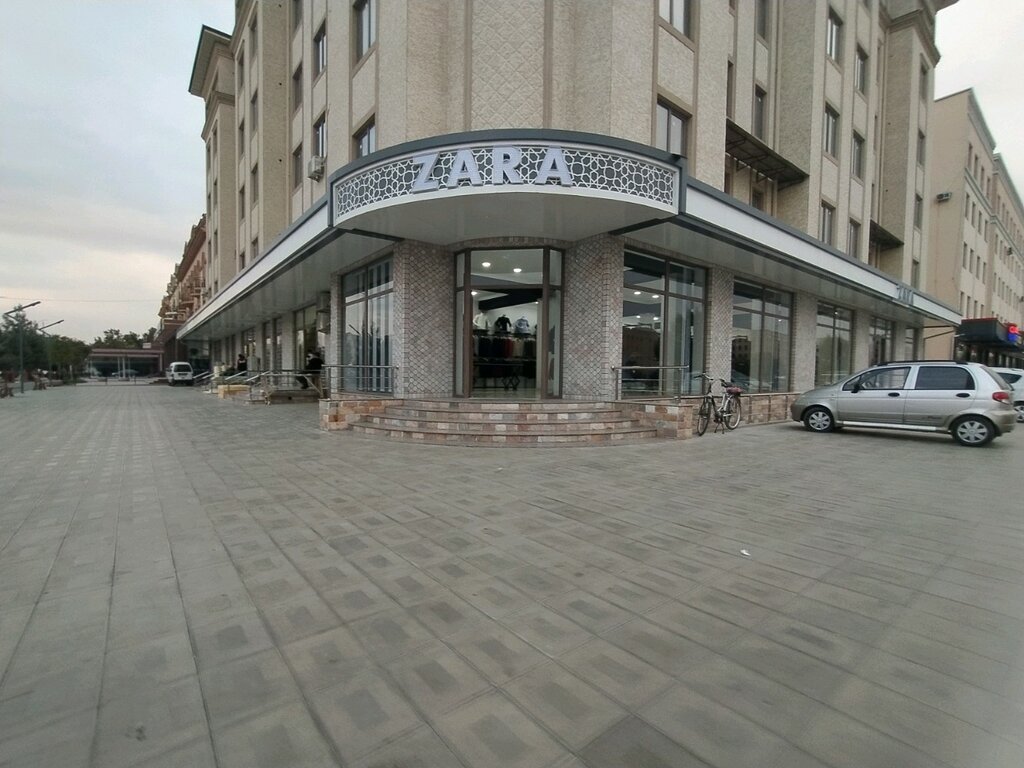 Clothing store Zara, Andijan, photo