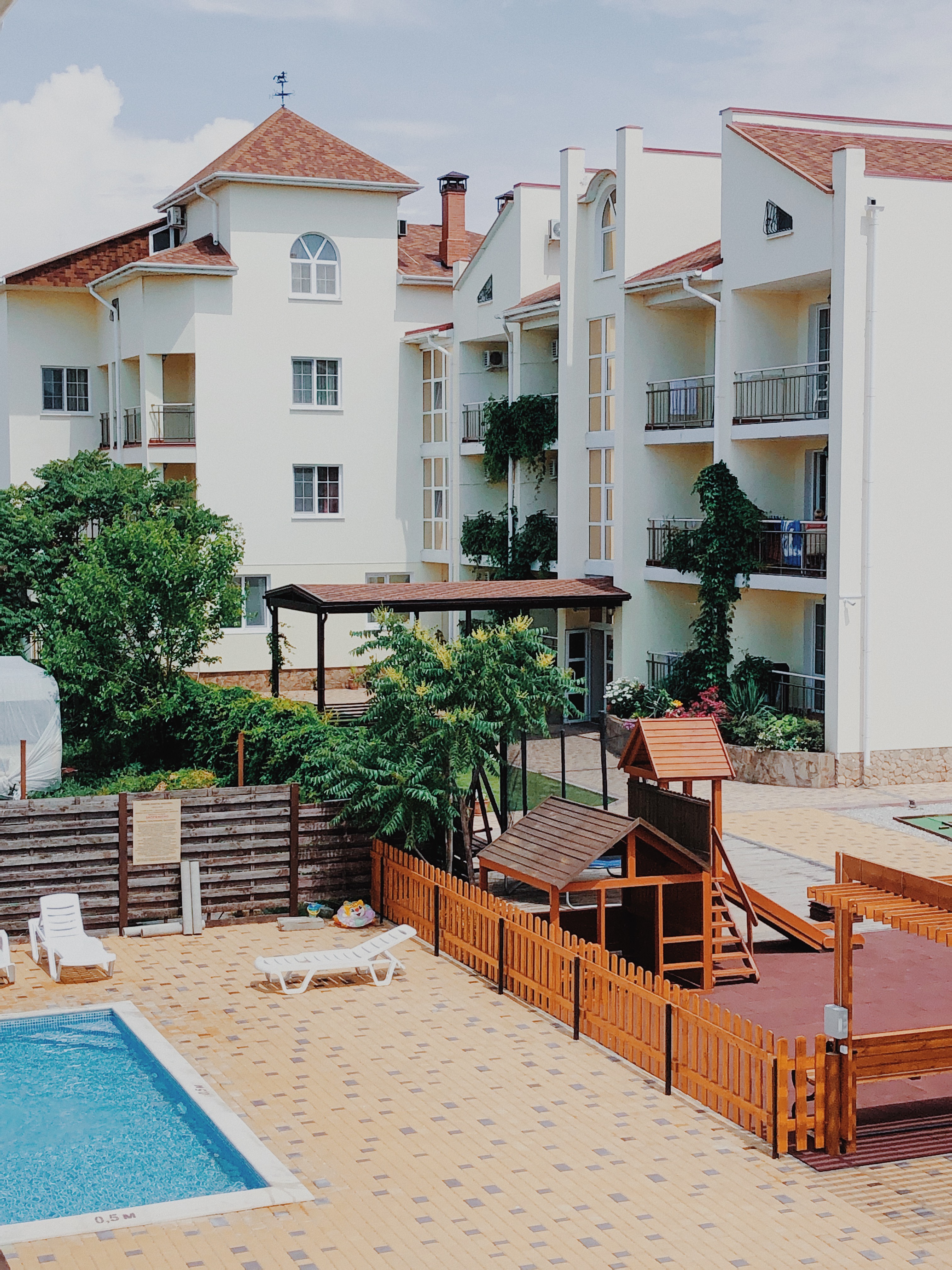 Фото Марикон