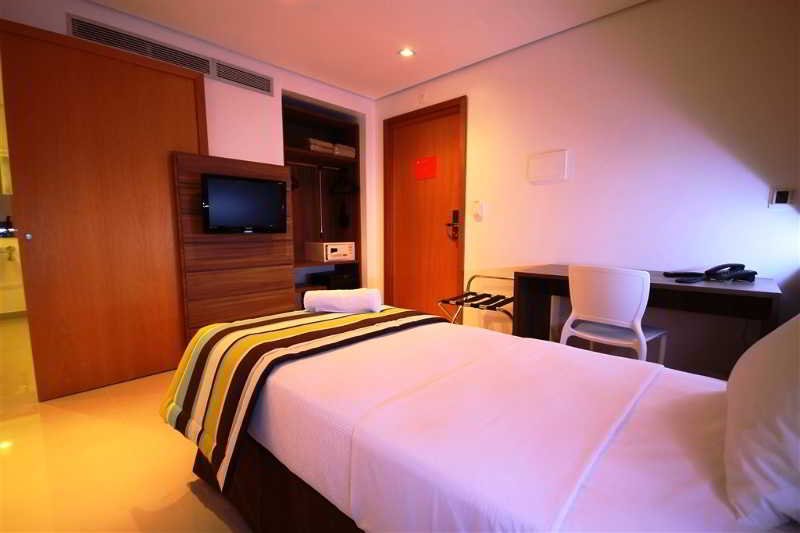 Фото Hotel Express Vieiralves