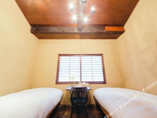 Фото Cinq Petite Chambre